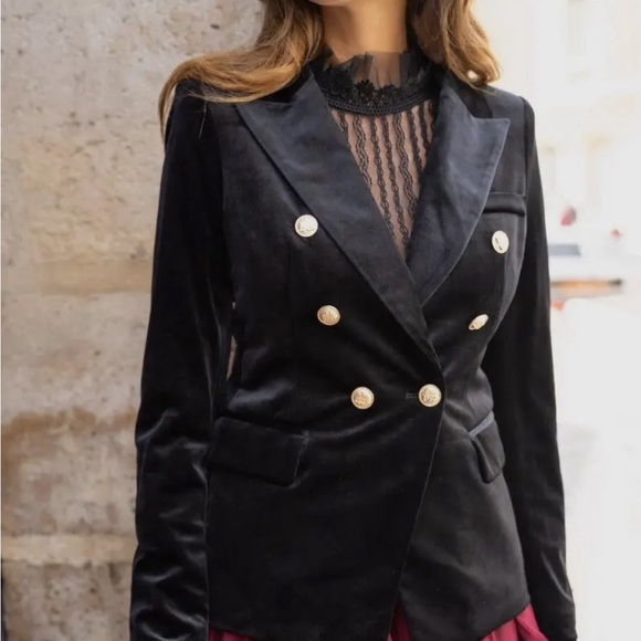 Black Velvet Blazer - Picture 1 of 1